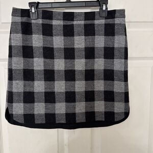 Chic Black & Gray Plaid A-Line Skirt